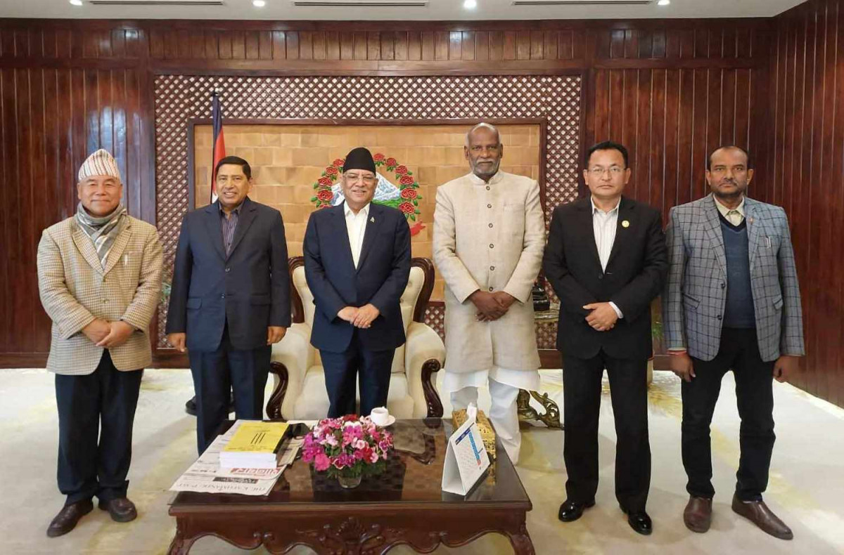 माओवादी केन्द्र र नेसपाको यादव पक्षबीच पार्टी एकता गर्न मोडालिटी तयार गर्ने निर्णय 