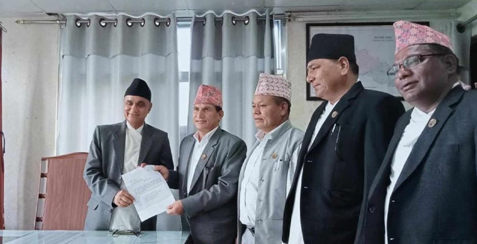 कर्णालीमा माओवादीका मन्त्रीले दिए राजीनामा 