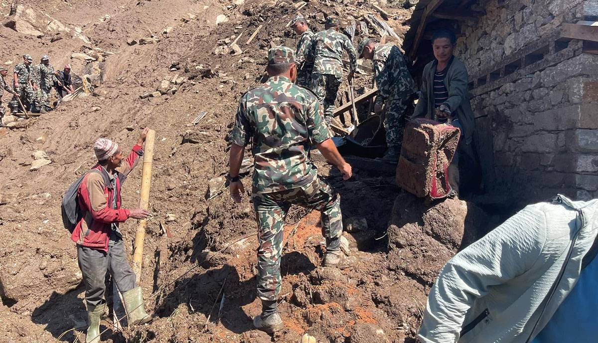 रामेछाप पहिरो : ६ जनाको शव भेटियो, ४ बेपत्ता 