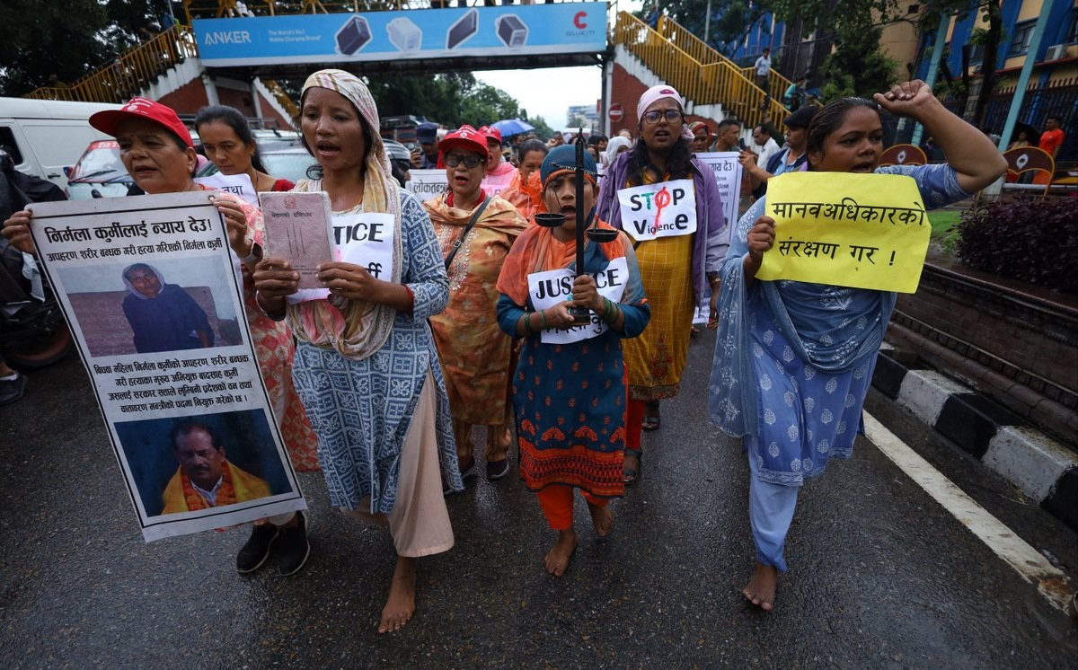 निर्मला कुर्मी हत्या प्रकरणका मुख्य अभियुक्त बादशाहलाई मन्त्री बनाएको विरोधमा पैदल मार्च 