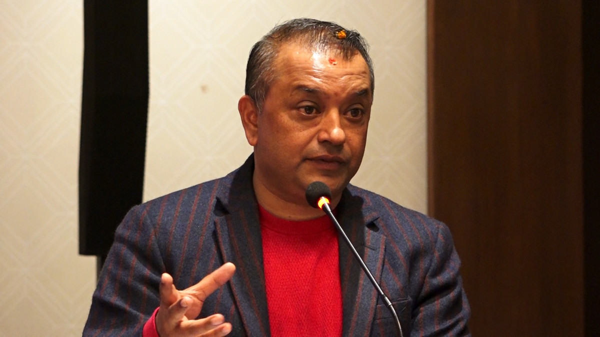 पार्टीभित्र थुप्रिएको फोहोर सफा गर्ने बेला भयो  : महामन्त्री थापा 