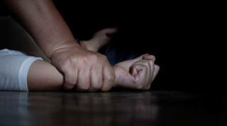 जबरजस्ती करणी गरेको आरोपमा पक्राउ 