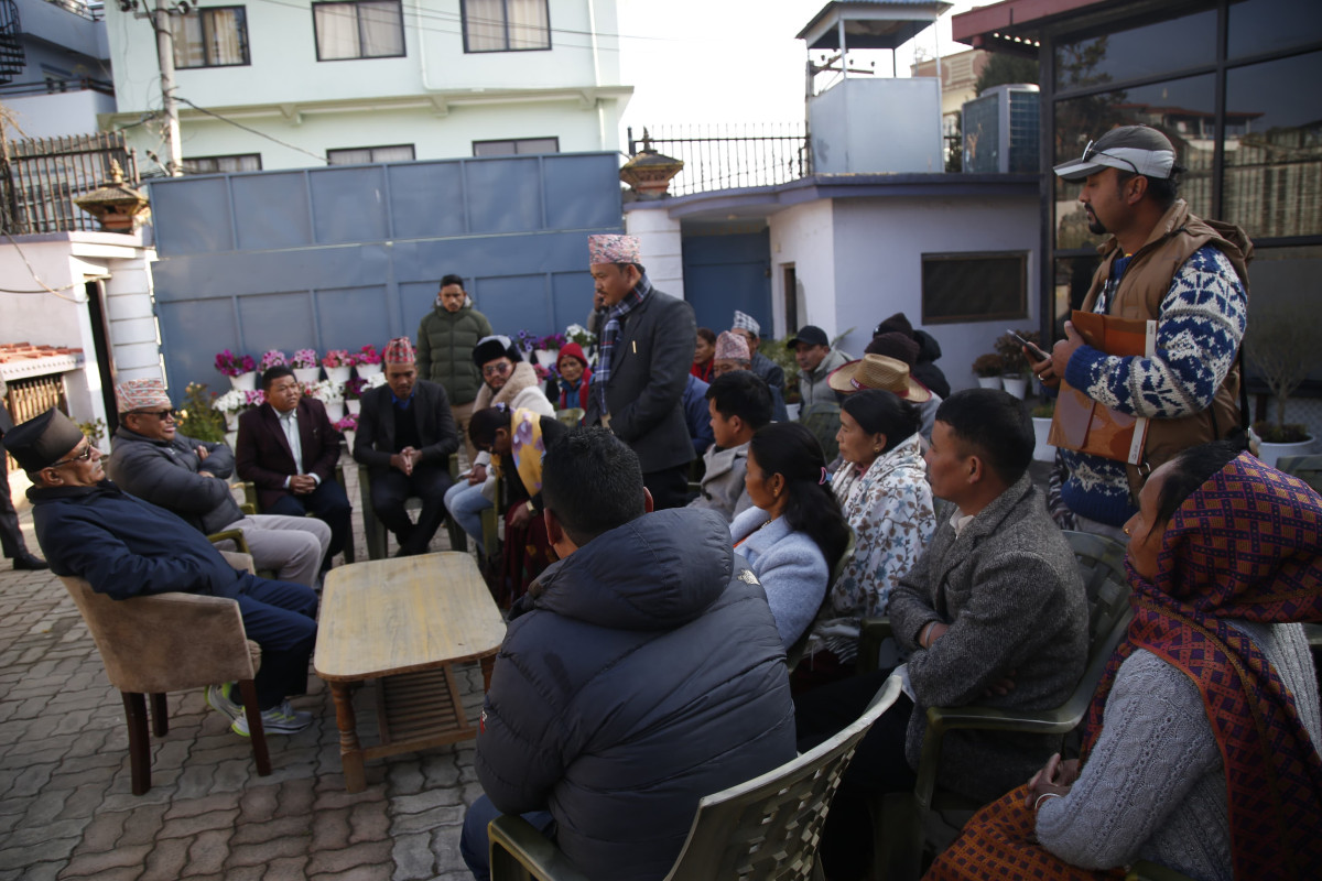 अपिहिमाल गाउँपालिकाको मुकामसम्म सडक विस्तारमा सहयोग गर्न अध्यक्ष प्रचण्डसँग आग्रह