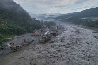 भोटेकोशी बाढी पीडितको पुनः स्थापनाका लागि जग्गा पहिचान समिति गठन