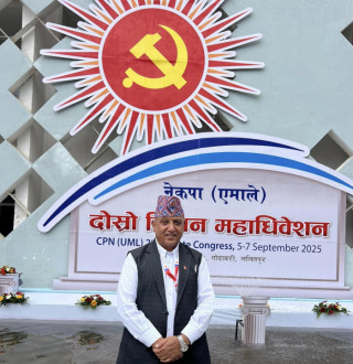 एमालेभित्र पूर्वमाओवादीमाथिको व्यवहार ‘राजनीतिक अपराध’ :  डा. कृष्ण केसी, पूर्व केन्द्रीय सदस्य नेकपा (एमाले )